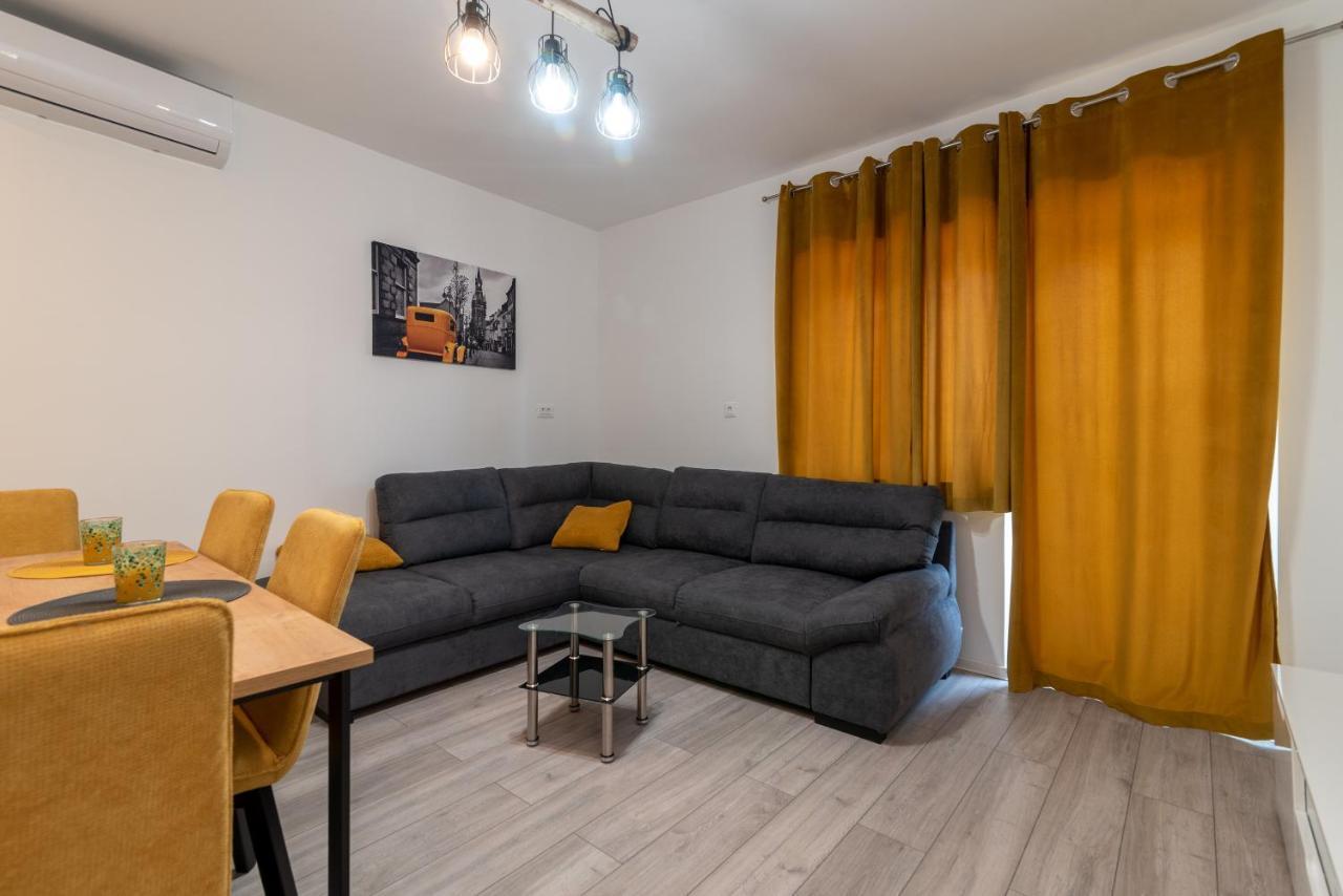 Apartman Galeb Trogir Exterior foto